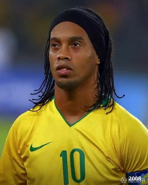 球对右翼卫 球对右翼卫